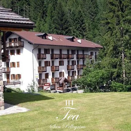 San Pellegrino - & - Dolomiti فالكادي